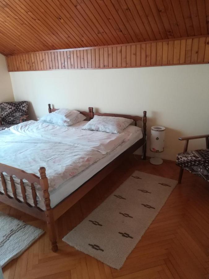 Kuca Maric Mackat Bed and Breakfast Exterior foto